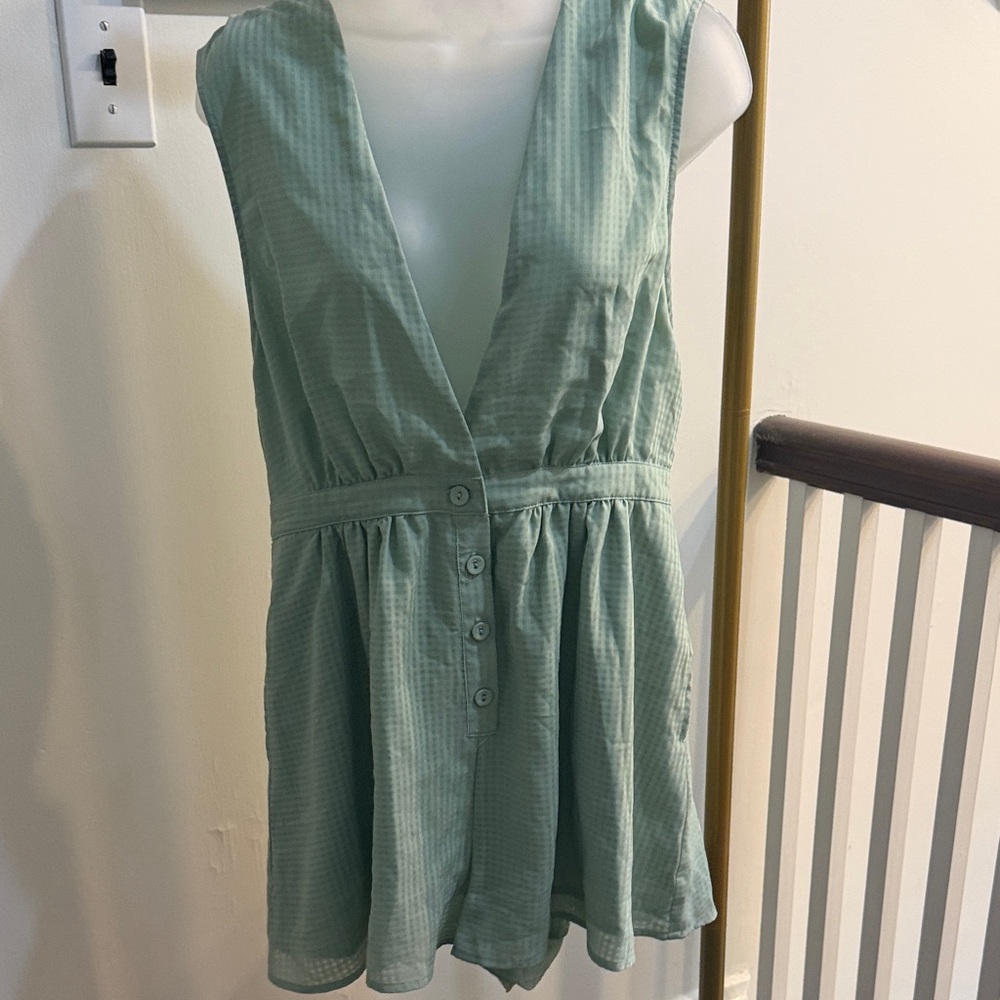 Urban Outfitters Sage Green Textured V-Neck Romper large